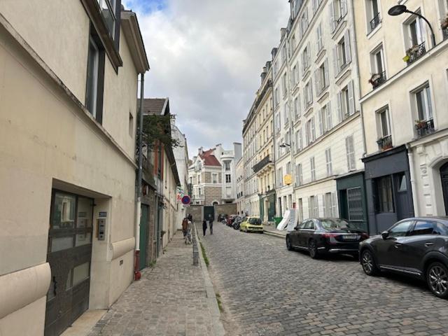 Paris Sacre Coeur Montmartre Et Tour Eiffel, 8 People, Lägenhet Exteriör bild